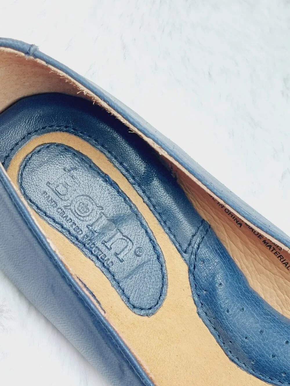 Born Women's Navy Lily Leather Wrap Knot Slip-On Ballet Flats Size 9M